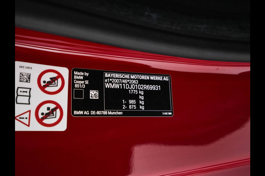 MINI Mini Electric Business Edition 33 kWh [ 3-Fase-11kW ] {SOH-100%} (INCL-BTW) Aut. *LEATHER | FULL-LED | KEYLESS | SPORTSEATS | NAVI-FULLMAP | ECC | AMBIENTLIGHT | DAB | DIGI-COCKPIT | PDC | 17"ALU*
