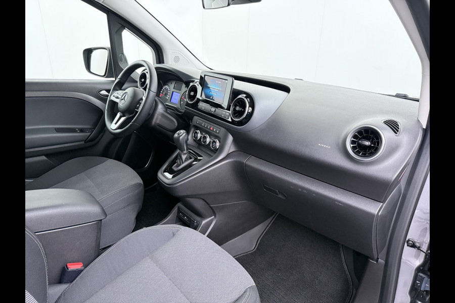 Mercedes-Benz Citan 112 CDI L1 Pro Automaat // Climate // Camera // LED // Cruise Control // LM // Stoelverwarming // Bumpers in kleur