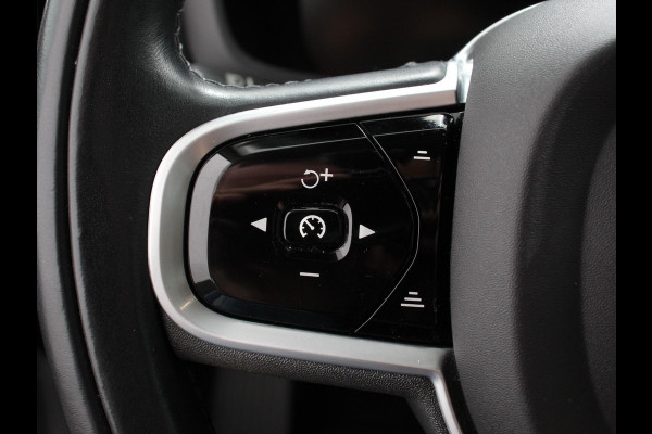 Volvo V60 2.0 T8 390pk Recharge AWD Inscription Expression Navigatie Apple Carplay Android Auto Elektrische trekhaak Parkeersensoren Elektrische achterklep Adaptive Cruise Control Virtual Cockpit Stoel- en stuurverwarming Ledverlichting  Climate Control