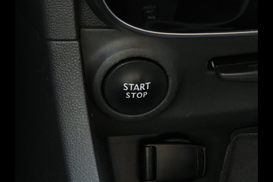 Renault Clio Estate 0.9 TCe Limited | DEALER ONDERHOUDEN | NAVI | CRUISE CONTROL | PARKEERSENSORS | DAB+ RADIO |
