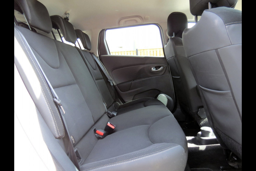 Renault Clio Estate 0.9 TCe Limited | DEALER ONDERHOUDEN | NAVI | CRUISE CONTROL | PARKEERSENSORS | DAB+ RADIO |