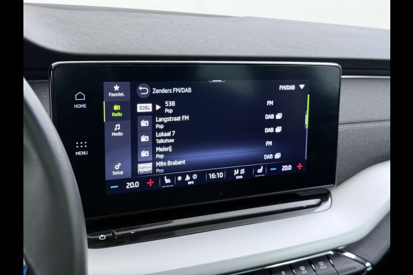 Škoda Octavia Combi 1.0TSI Pano.dak Trekhaak Adap.Cruise Stoelverwarming Navi Ecc Camera Apple Carplay Android Auto Pdc Business Edition Plus Keyless Elek.Achterklep DAB Lmv 17" Led P-Assist Virtual Cockpit Dealeronderhouden 1.300KG Trekgewicht Origineel Nederlandse Auto