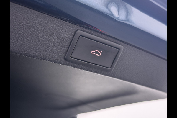 Škoda Octavia Combi 1.0TSI Pano.dak Trekhaak Adap.Cruise Stoelverwarming Navi Ecc Camera Apple Carplay Android Auto Pdc Business Edition Plus Keyless Elek.Achterklep DAB Lmv 17" Led P-Assist Virtual Cockpit Dealeronderhouden 1.300KG Trekgewicht Origineel Nederlandse Auto