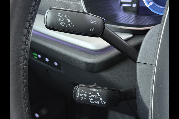 Škoda Octavia Combi 1.0TSI Pano.dak Trekhaak Adap.Cruise Stoelverwarming Navi Ecc Camera Apple Carplay Android Auto Pdc Business Edition Plus Keyless Elek.Achterklep DAB Lmv 17" Led P-Assist Virtual Cockpit Dealeronderhouden 1.300KG Trekgewicht Origineel Nederlandse Auto
