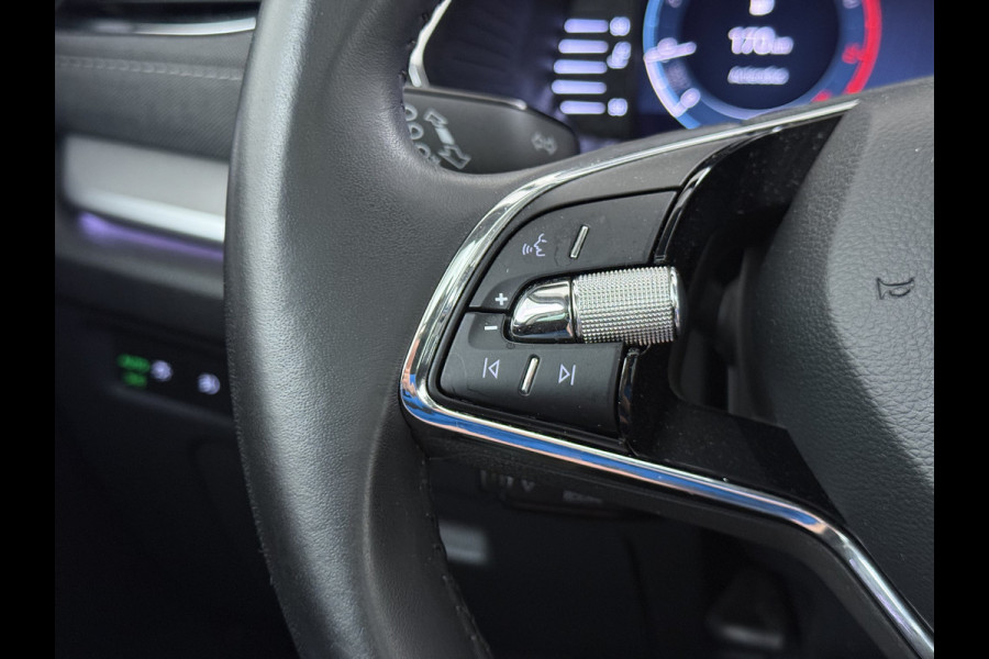 Škoda Octavia Combi 1.0TSI Pano.dak Trekhaak Adap.Cruise Stoelverwarming Navi Ecc Camera Apple Carplay Android Auto Pdc Business Edition Plus Keyless Elek.Achterklep DAB Lmv 17" Led P-Assist Virtual Cockpit Dealeronderhouden 1.300KG Trekgewicht Origineel Nederlandse Auto