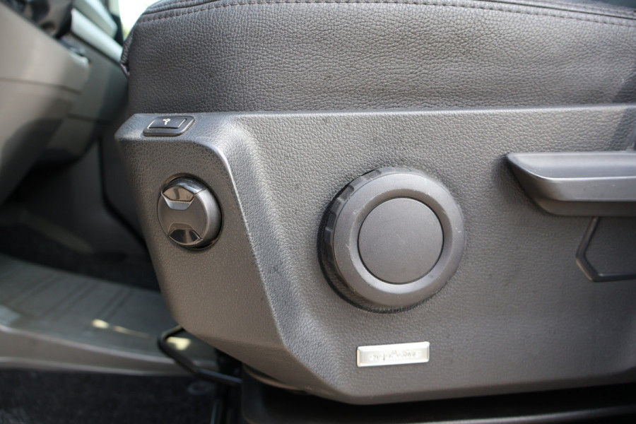 Volkswagen Crafter 35 2.0 TDI 177pk L4 Open Laadbak Leer Led Luxe