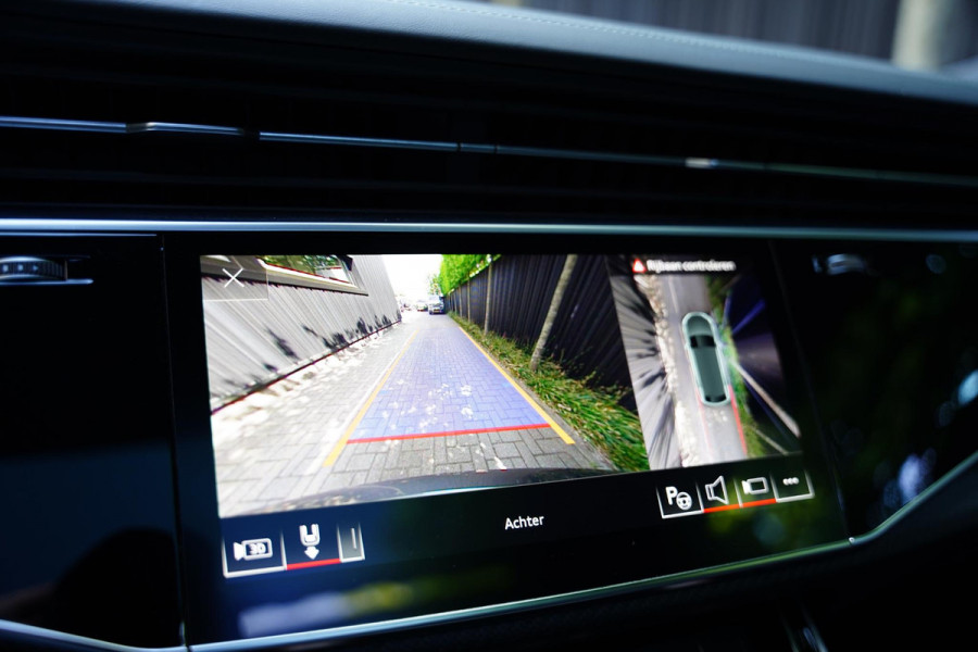 Audi RSQ8 4.0 TFSI Quattro / URBAN / 24 Inch / Milltek Uitlaat