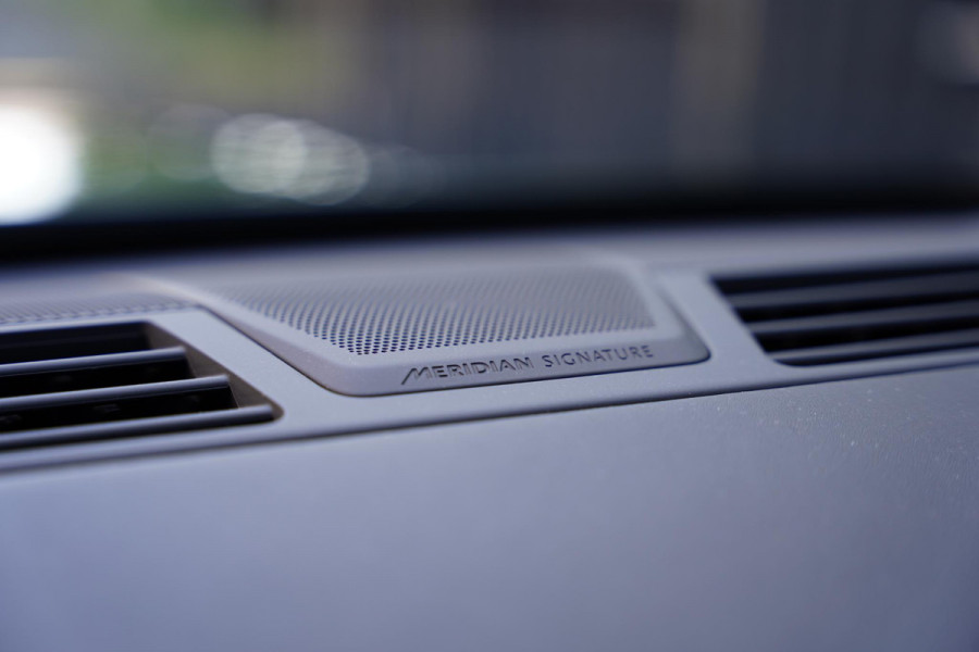 Land Rover Range Rover P 615 SV / Two-Tone Interieur / NL-Auto / BTW