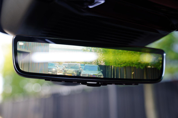 Land Rover Range Rover P 615 SV / Two-Tone Interieur / NL-Auto / BTW