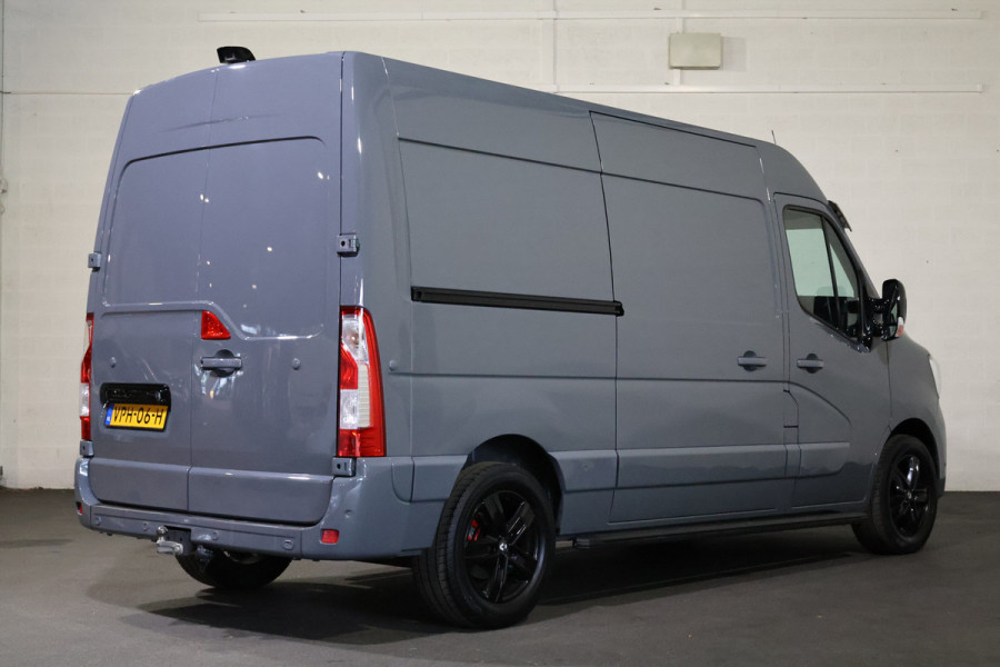 Renault Master 2.3 dCi 180pk L2 H2 Black Edition