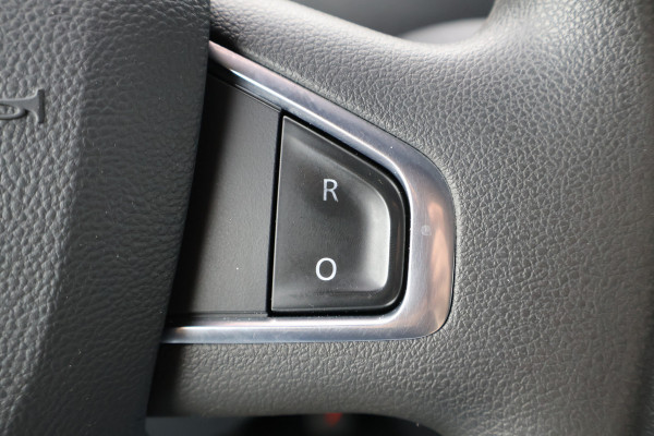 Renault Master 2.3 dCi 180pk L2 H2 Black Edition