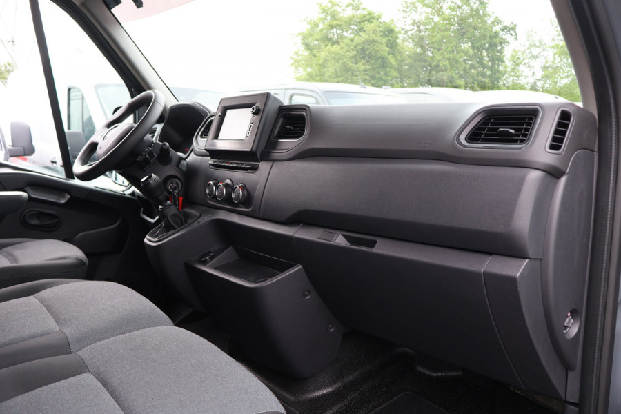 Renault Master 2.3 dCi 180pk L2 H2 Black Edition