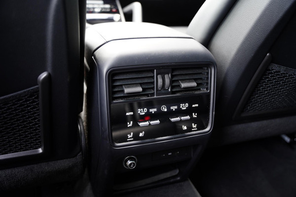 Porsche Cayenne 3.0 S E-Hybrid Black Edition / Sport Uitlaat / Sport Design Pakket