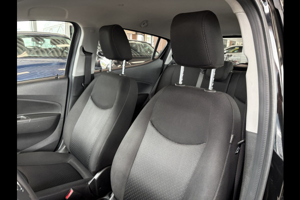 Opel KARL 1.0 ecoFLEX 75pk Automaat Edition Plus NAVI/CARPLAY/AIRCO/CRUISE/PDC