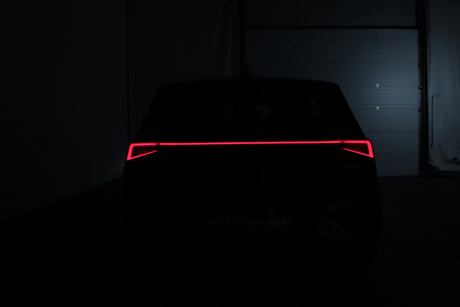 CUPRA Born Business Plus 62 kWh > 93.4%SOH/Warmtepomp/Matrix-LED/Camera/Quasar Gray