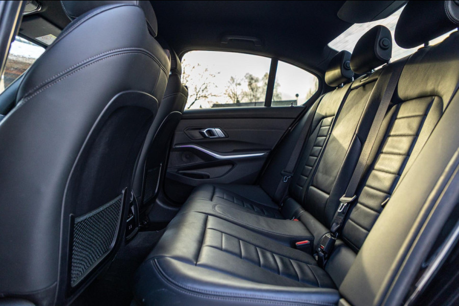 BMW 3-serie M340i xDrive Laserlight I Live Cockpit Professional I Head-Up I Adaptive cruise I Sfeerverlichting