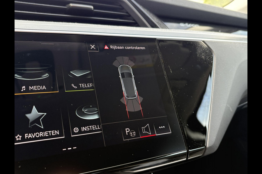 Audi e-tron 55 quattro Advanced edition 95 kWh | SOH 93,6% | Luchtvering | Memory Seat | Navigatie |