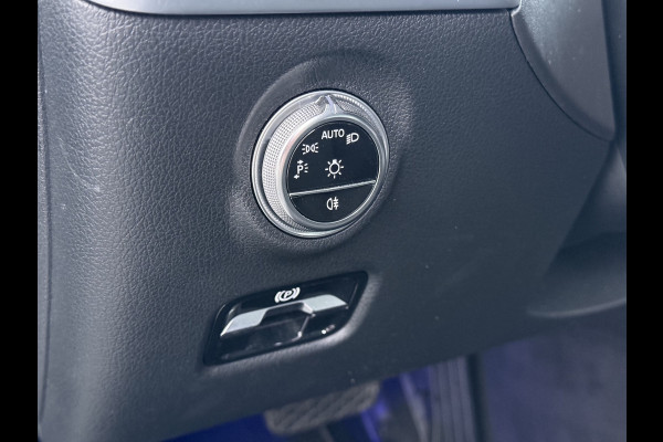 Mercedes-Benz C-Klasse 180 Business Line | Carplay Camera