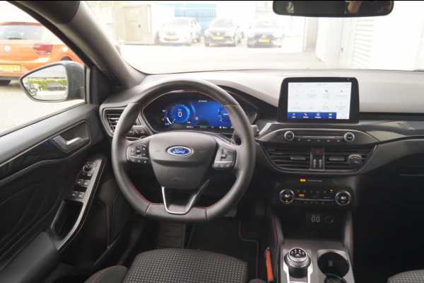 Ford Focus Wagon 1.5 EcoBoost 150pk Automaat ST Line X Business