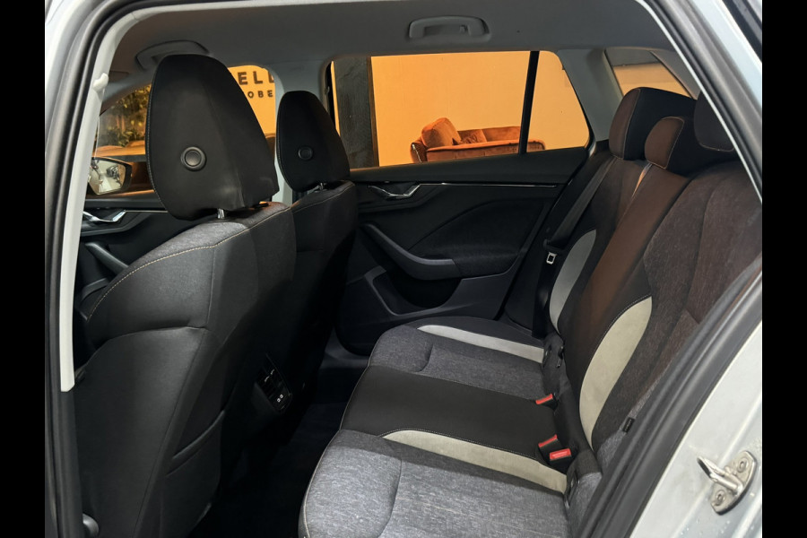 Škoda Kamiq 1.0 TSI Style Garantie Carplay StoelVW Lane Ass Front Ass DAB Cruise Clima Navi LED Rijklaar