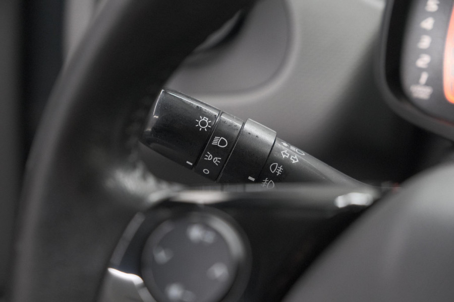 Peugeot 108 1.0 e-VTi Active | Apple Carplay | Airco | Getint Glas | 5 Deurs