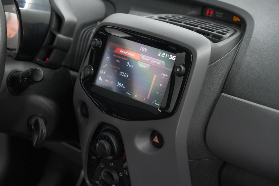 Peugeot 108 1.0 e-VTi Active | Apple Carplay | Airco | Getint Glas | 5 Deurs