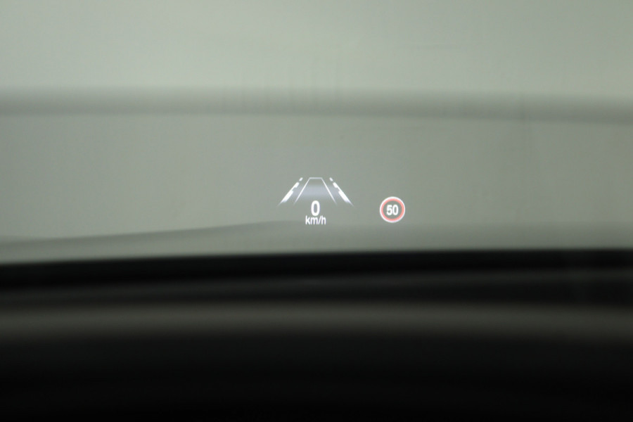 Ford Focus 1.5 EcoBoost Active Business (PANORAMADAK STOEL-/STUURVERWARMING, CAMERA, TREKHAAK, AUTOPILOT, HEAD-UP, ADAPTIVE)