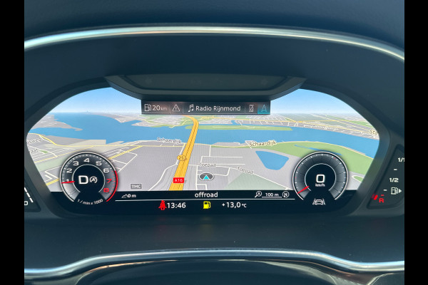 Audi Q3 35 TFSI S Line Pro Line S S-Line | Panoramadak | Stoelverwarming | Camera | Cruise Control | Apple Carplay | Dodehoekdetectie | Navigatie | Parkeersensoren |
