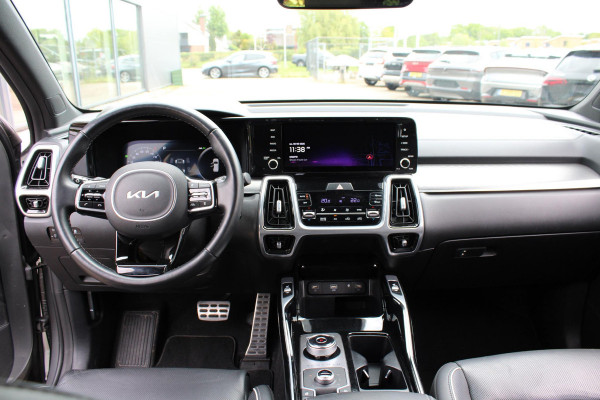 Kia Sorento 1.6 T-GDI Plug-in Hybrid 4WD ExecutiveLine 5p. 265 PK | Afneembare trekhaak | Panoramadak | 2 bandensets | Bestuurdersstoel Met Geheugen | BTW verrekenbaar | Dealer onderhouden