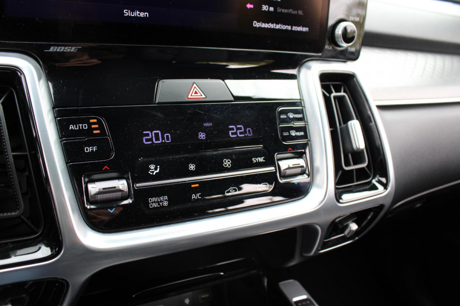 Kia Sorento 1.6 T-GDI Plug-in Hybrid 4WD ExecutiveLine 5p. 265 PK | Afneembare trekhaak | Panoramadak | 2 bandensets | Bestuurdersstoel Met Geheugen | BTW verrekenbaar | Dealer onderhouden