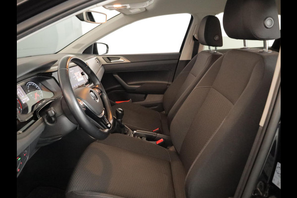 Volkswagen Polo 1.0 TSI Comfortline Business 95pk 5bak| Navi| parksensors| alarm| extra getint glas
