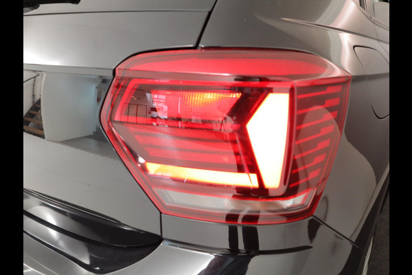 Volkswagen Polo 1.0 TSI Comfortline Business 95pk 5bak| Navi| parksensors| alarm| extra getint glas