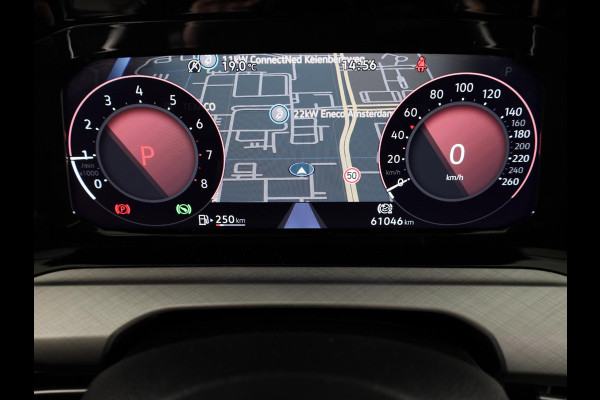 Volkswagen Golf Variant 1.0 eTSI Life | 110 pk Automaat (DSG) | Verlengde garantie | Navigatie | Parkeersensoren | Achteruitrijcamera | LED koplampen |17" All season banden |