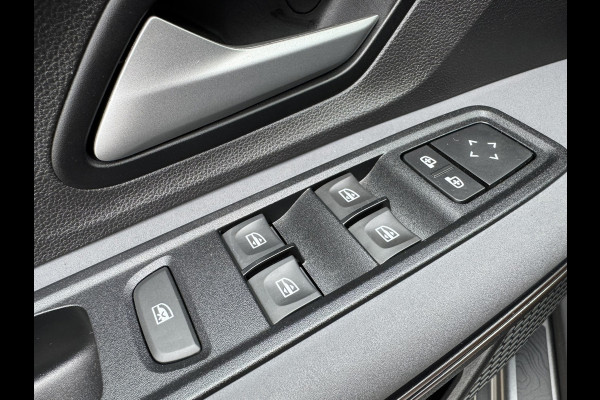 Dacia Jogger 1.6 Hybrid 140 Extreme 7p. Cruise Camera Naci Carplay Stoelverwarming Lane assist Clima Keyless