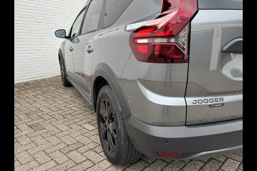 Dacia Jogger 1.6 Hybrid 140 Extreme 7p. Cruise Camera Naci Carplay Stoelverwarming Lane assist Clima Keyless