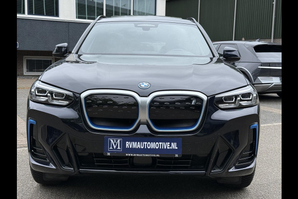 BMW iX3 Executive 80 kWh M-Sport |SOH 99% | ELEKTRISCHE TREKHAAK| ELEKTRISCHE ACHTERKLEP| PANORAMADAK| DRIVING ASSISTENT PROFESSIONAL| DODE HOEK SENSOR| STOELVERWARMING