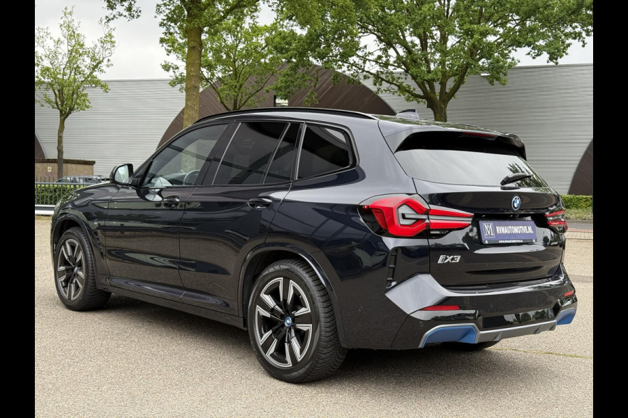 BMW iX3 Executive 80 kWh M-Sport |SOH 99% | ELEKTRISCHE TREKHAAK| ELEKTRISCHE ACHTERKLEP| PANORAMADAK| DRIVING ASSISTENT PROFESSIONAL| DODE HOEK SENSOR| STOELVERWARMING