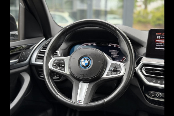 BMW iX3 Executive 80 kWh M-Sport |SOH 99% | ELEKTRISCHE TREKHAAK| ELEKTRISCHE ACHTERKLEP| PANORAMADAK| DRIVING ASSISTENT PROFESSIONAL| DODE HOEK SENSOR| STOELVERWARMING