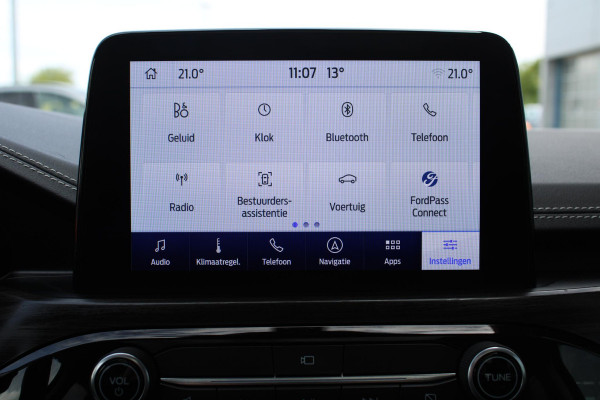 Ford Kuga 2.5 PHEV Vignale | Full Options! | Wegklapbare Trekhaak | Panorama Dak | Stoel + Stuurverwarming | Adaptive Cruise Control | BLIS |