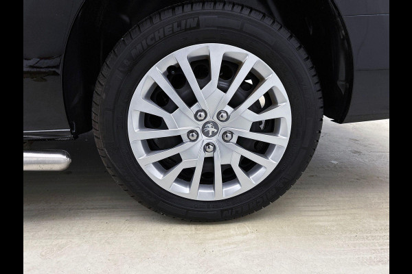 Peugeot Expert 2.0 BlueHDI 145PK L3 Automaat Airco Navigatie Trekhaak Cruise Control