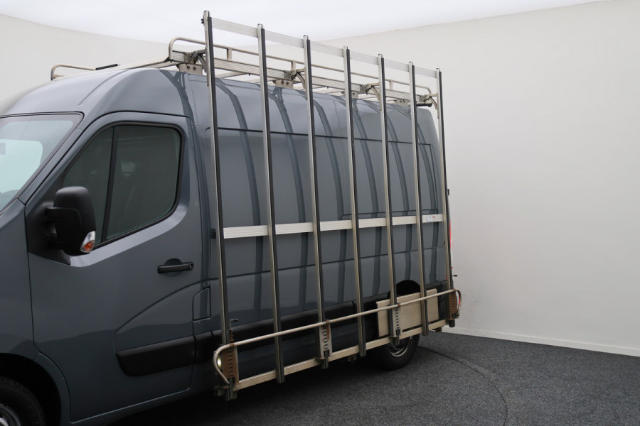 Renault Master T35 2.3 dCi 150 L2H2 Energy Comfort Automaat Glasresteel, 3-Zits, Trekhaak, Camera, Cruise, PDC