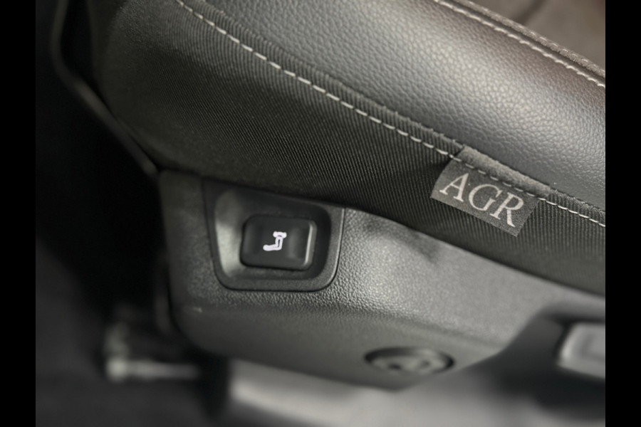 Opel Grandland GSe 300pk PHEV 4x4 | Trekhaak | 360° | Stuur+Stoelverw. | Alcantara
