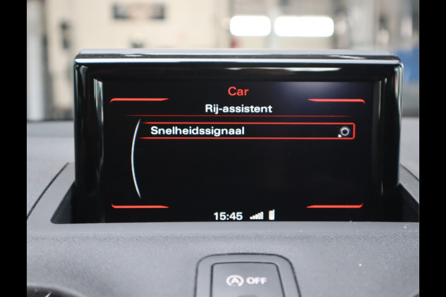Audi A1 Sportback 1.0 TFSI Advance Sport Navi / Airco / Cruise / Lm17'' /  S-LINE
