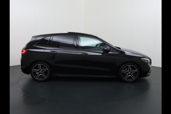 Mercedes-Benz B-Klasse 180 AMG line | Pano Memory Multibeam Keyless
