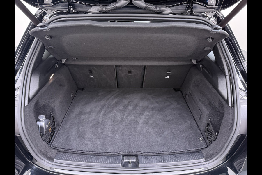 Mercedes-Benz B-Klasse 180 AMG line | Pano Memory Multibeam Keyless