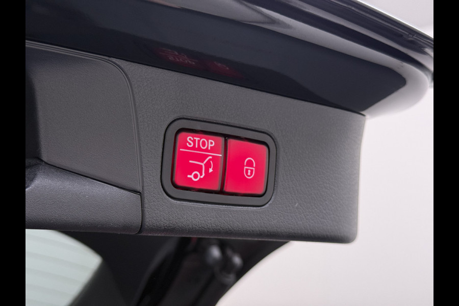 Mercedes-Benz B-Klasse 180 AMG line | Pano Memory Multibeam Keyless