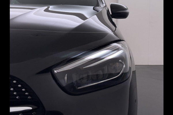 Mercedes-Benz B-Klasse 180 AMG line | Pano Memory Multibeam Keyless