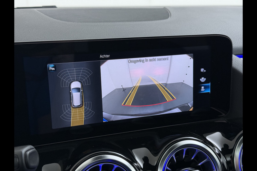 Mercedes-Benz B-Klasse 180 AMG line | Pano Memory Multibeam Keyless