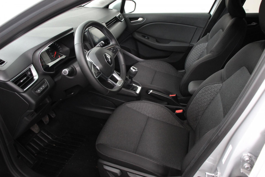 Renault Clio 1.0 TCe 100pk Experience Navigatie Climate control Led Parkeer sensoren DAB Cruise Control