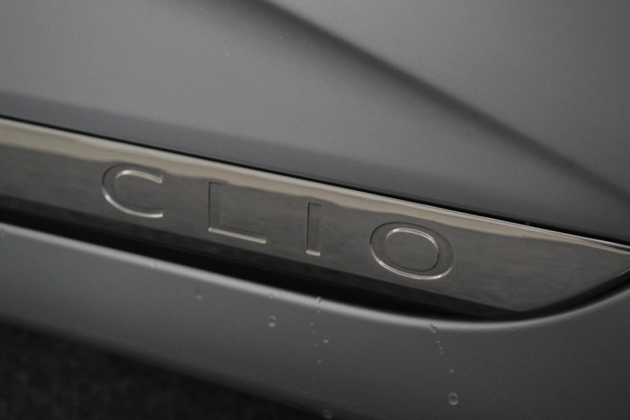 Renault Clio 1.0 TCe 100pk Experience Navigatie Climate control Led Parkeer sensoren DAB Cruise Control